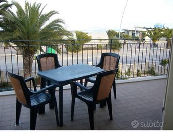 Appartamento in casa signorile GIUGNO