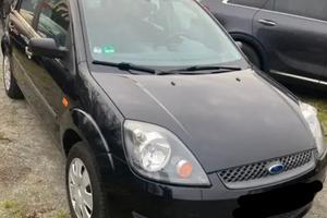 Ford Fiesta 1.4 TDI ok neopatentati 