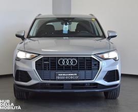 AUDI Q3 40 TDI quattro S tronic Business