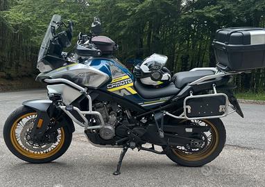 CFMoto 800 Mt touring