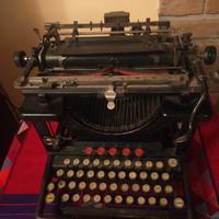 macchina per scrivere 