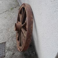 ruota antica di carro