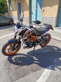 KTM Duke 390