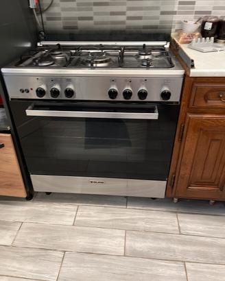Forno a gas con piano cottura