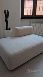 Chaise Longue beige moderna