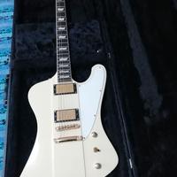 Chitarra elettrica LTD Phoenix 1000 con astuccio