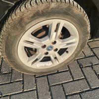 Cerchi in lega Grande Punto R15 + Gomme 4 stagioni