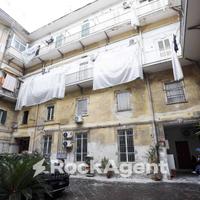 AD.ZE VIA TRIBUNALI IMMOBILE AMPIA QUADRATURA