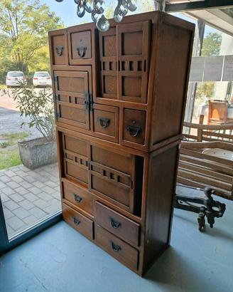 MOBILE GIPPONESE TANSU