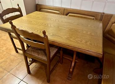 Arredo stile stube/chalet in legno massello