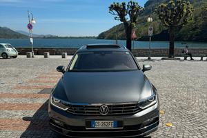 Vw passat R Line 2.0 TDI 190 CV