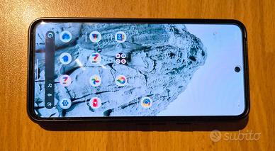 Google Pixel 8 - 128GB - Come Nuovo (Android 16)