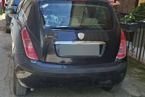 lancia y 1.2 benzina
