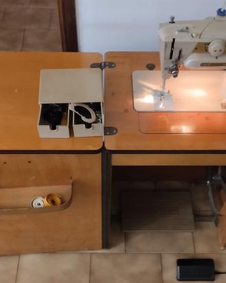 Macchina da cucire Singer vintage
