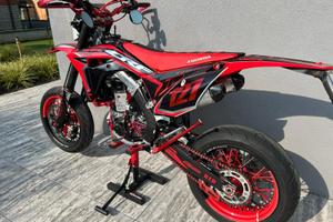Honda CRF 450 R - TRIPLA OMOLOGAZIONE
