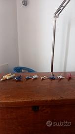 Aereoplanini giocattolo