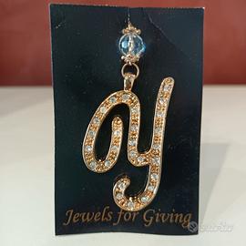 Pendaglio Lettera Dorata Y di #Yasmin