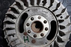 Volano Dansi C2436 (RIF.H)