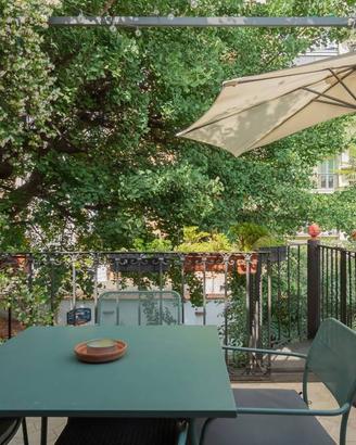 Appartamento di 160 m² con 4 locali a Milano