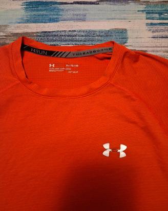 maglia sportiva Under Armour 