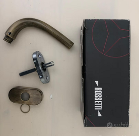 Maniglia per finestra