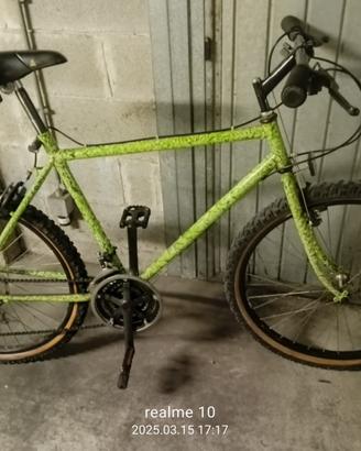 Cult BMX Sella Pivotal Vero Albero Girevole – Multicolor, Mimetica, Per BMX Freestyle