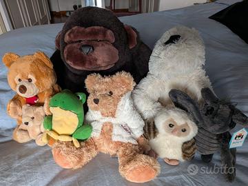 Stock di peluche nuovi