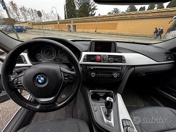 Bmv serie 3 modello 318d M sport