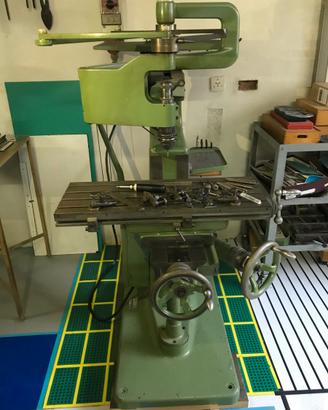 Pantografo manuale PEAR CG66