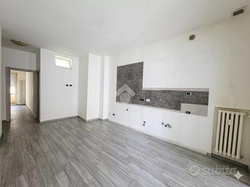 2 LOCALI A RIVOLI