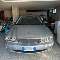 Jaguar X-Type 2.5 GPL