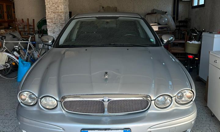 Jaguar X-Type 2.5 GPL