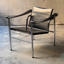 Poltrona Lc1 Le Corbusier No Cassina