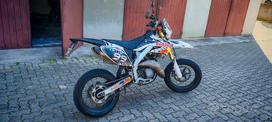 HM 125 2T