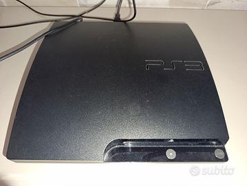 PlayStation 3 (€80 non trattabili).