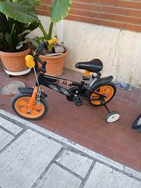Bicicletta con rotelle