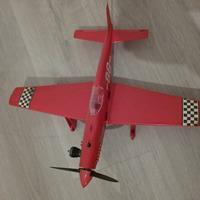 Aereo con motore cox 0,5 cc