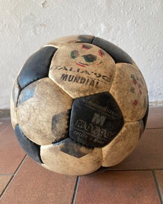 Pallone da calcio vintage Italia90