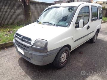 Fiat Doblo 1.9 diesel Cargo Combi 5 posti SX ( Fin