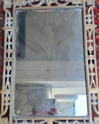 specchio vintage con cornice in ottone 