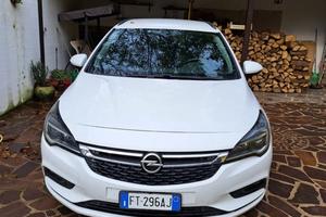 Opel astra station wagon