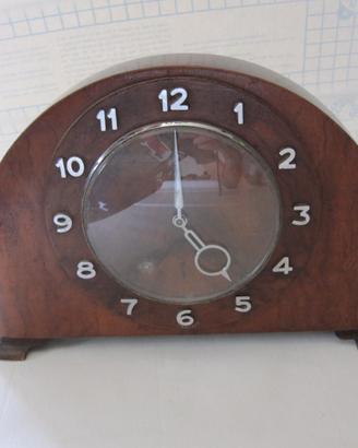 Orologio da tavolo antico in legno di rovere