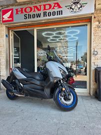 Yamaha X-Max 125