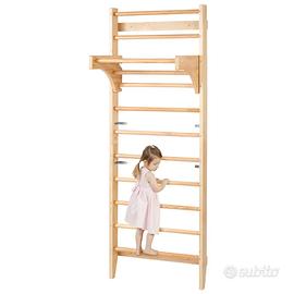 Scala Svedese a Parete per Parco Giochi al Coperto