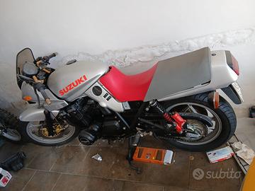 Suzuki Katana 1983