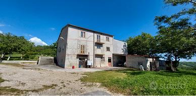 Porzione di fabbricato in aperta campagna