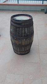 vecchia botte in legno