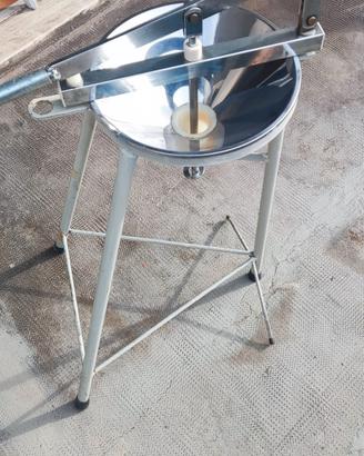Riempitrice bottiglie pomodoro 