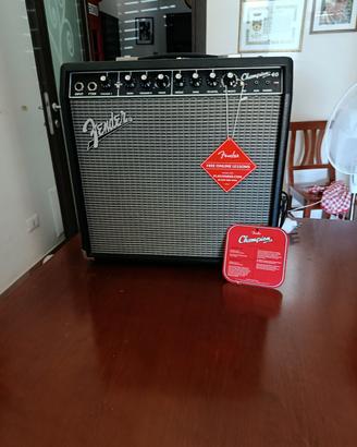 FENDER CHAMPION 40  PERFETTO 
