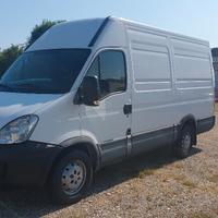 Iveco Daily 140 Cv - Furgone Gran Volume